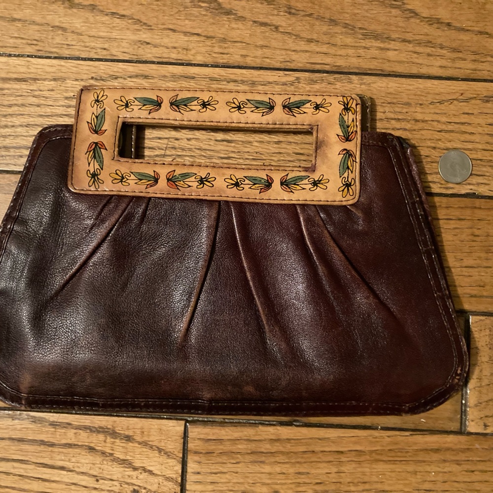 Vintage purse with painted handle